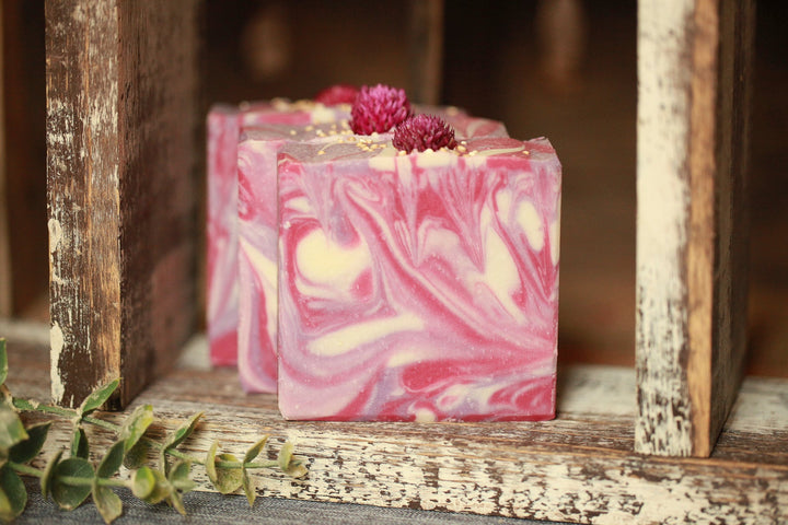 https://cdn.shopify.com/s/files/1/0621/8743/8302/files/Black_Raspberry_Vanilla_2.jpg?v=1744152960
